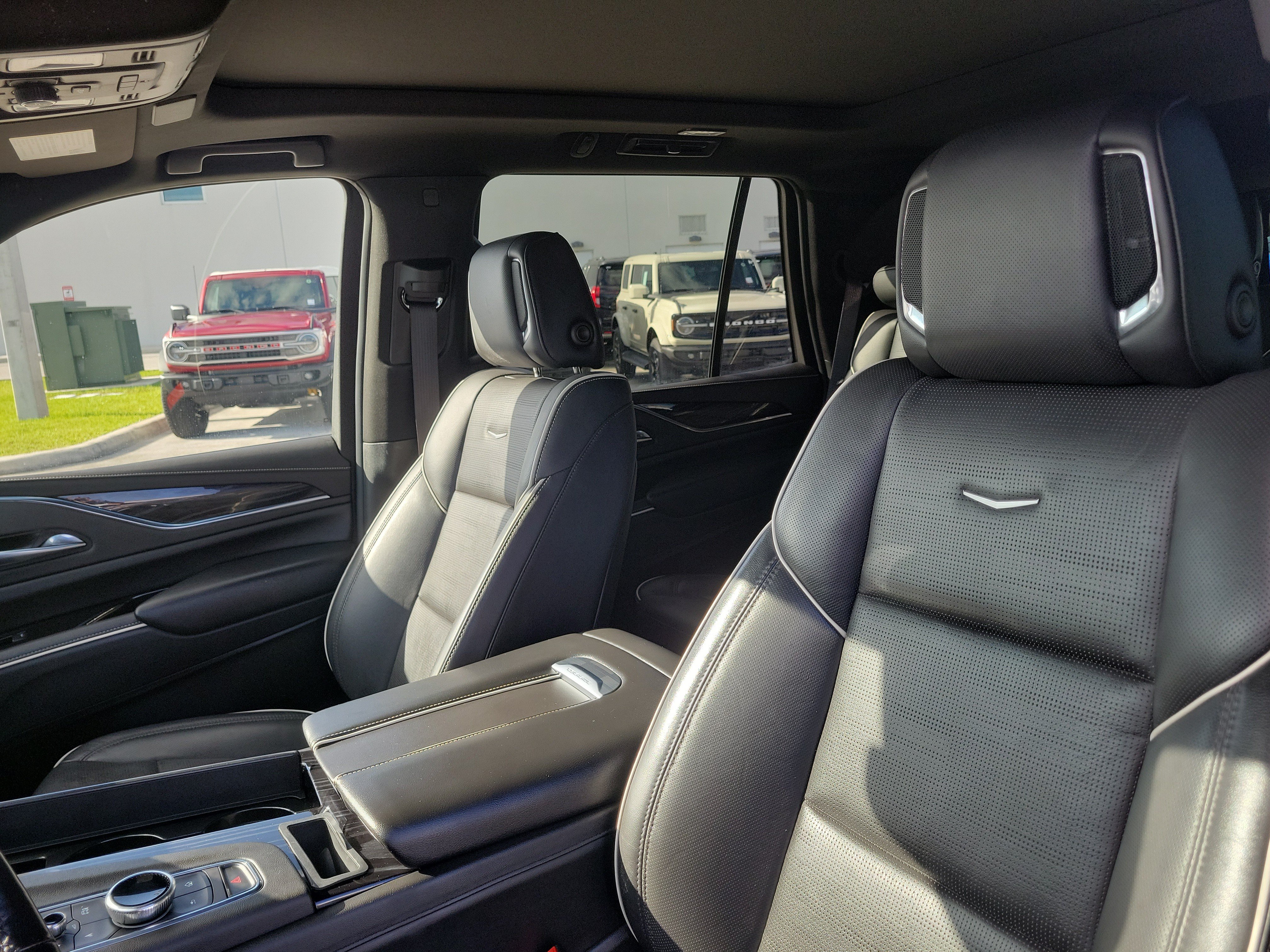 Used 2021 Cadillac Escalade Sport w/ Driver Assist Tech Package RWD image 23