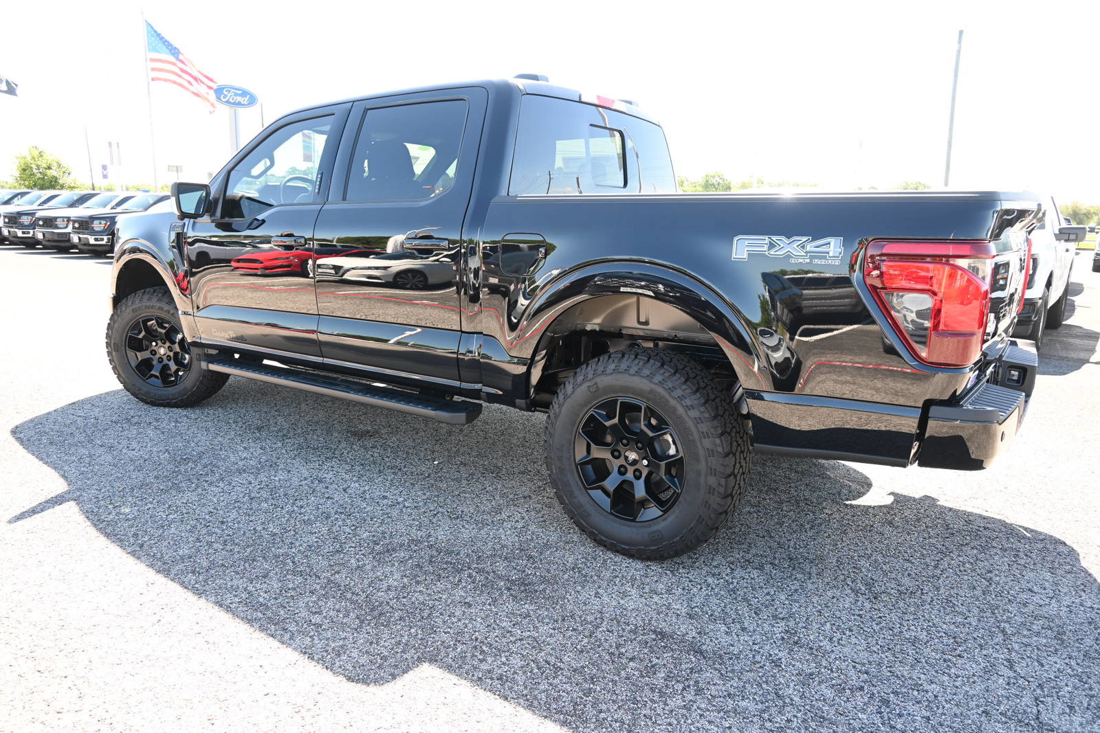 New 2026 Ford F150 XLT w/ Equipment Group 302A MID AWD/4WD image 8