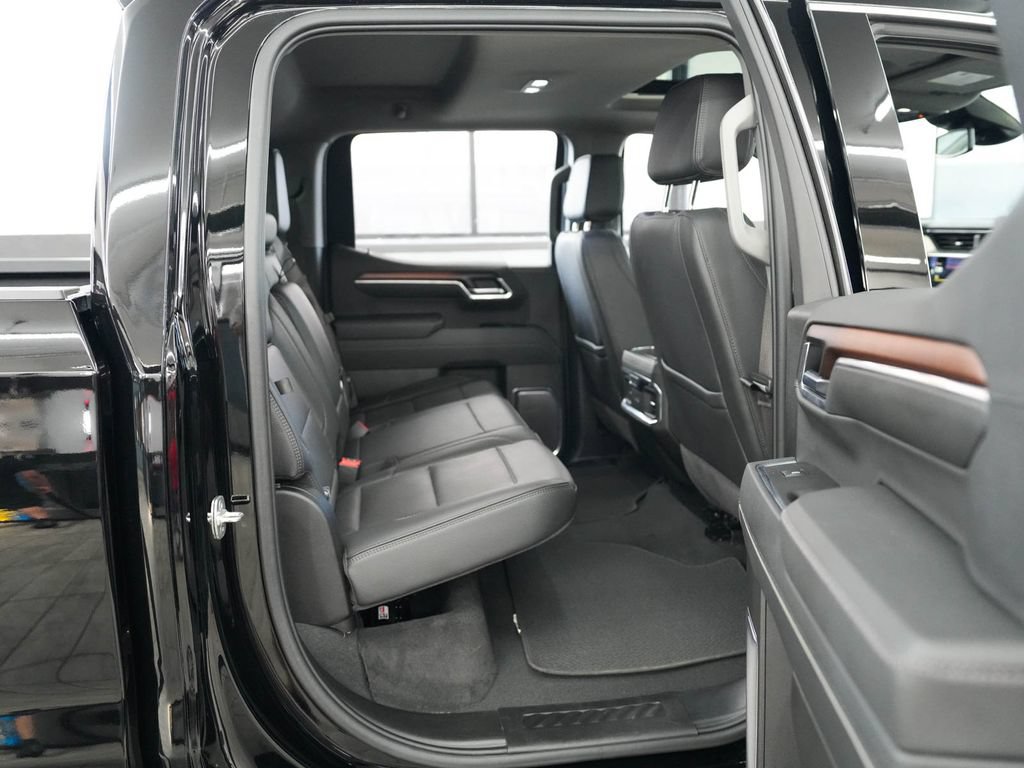 Used 2025 GMC Sierra 1500 Denali AWD/4WD image 33