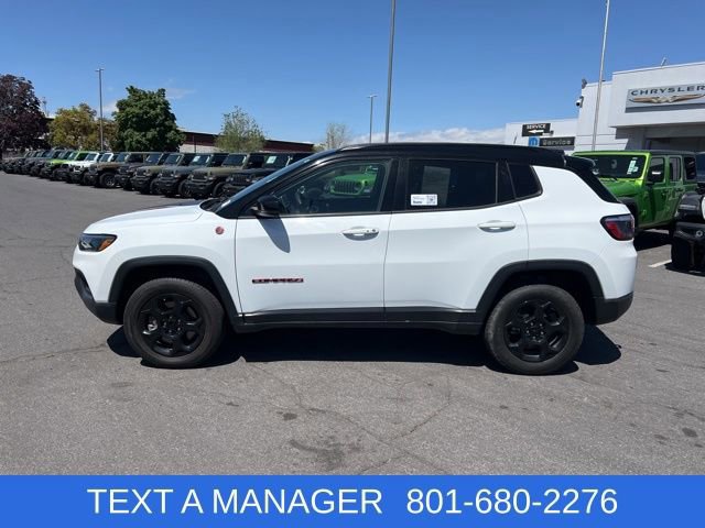 Used 2023 Jeep Compass Trailhawk AWD/4WD image 2