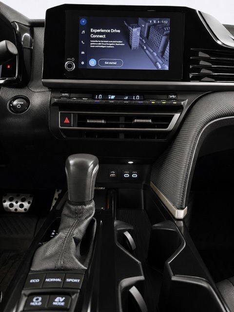 Used 2026 Toyota Camry SE FWD image 24
