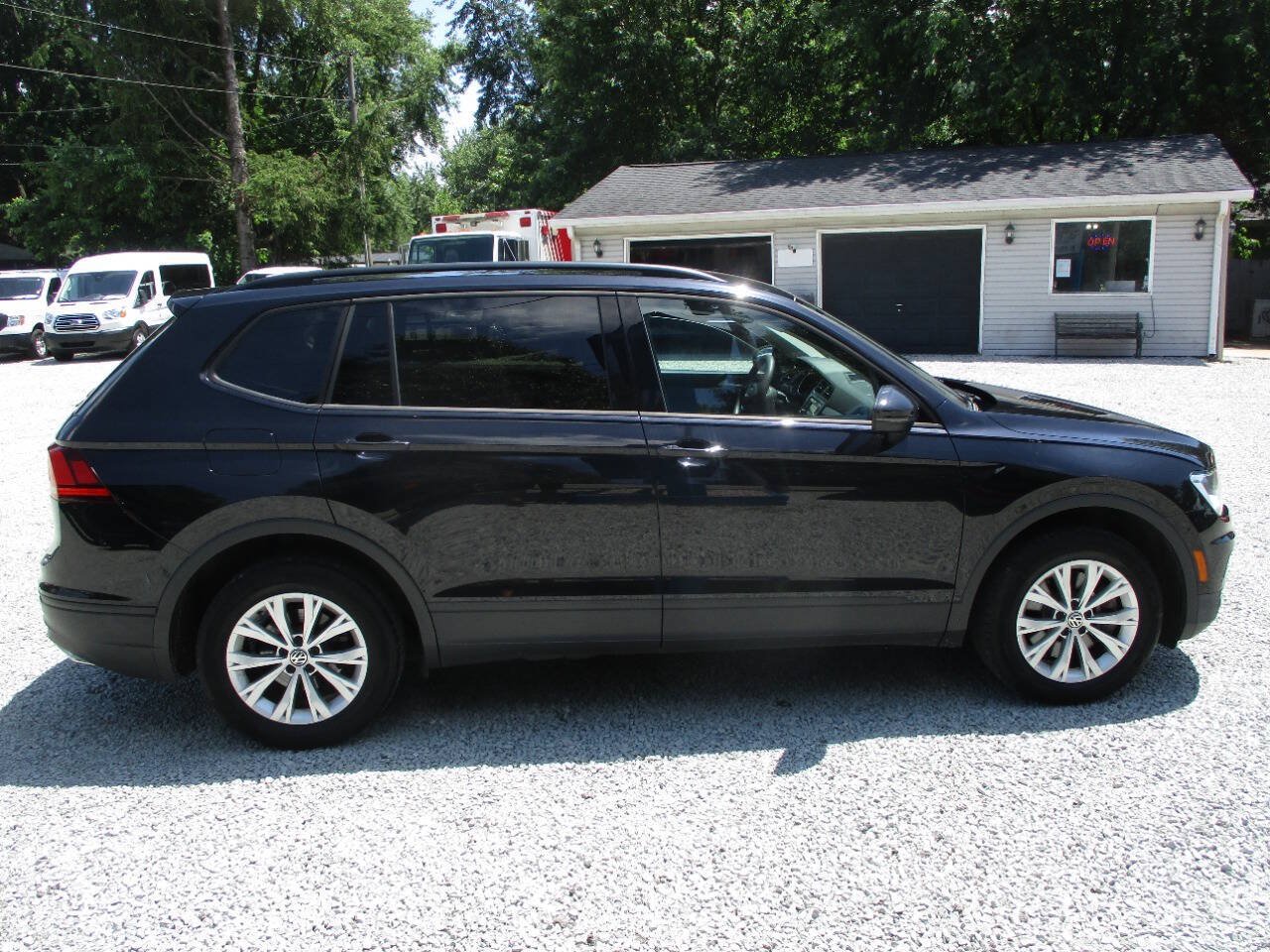 Used 2018 Volkswagen Tiguan S AWD/4WD image 6