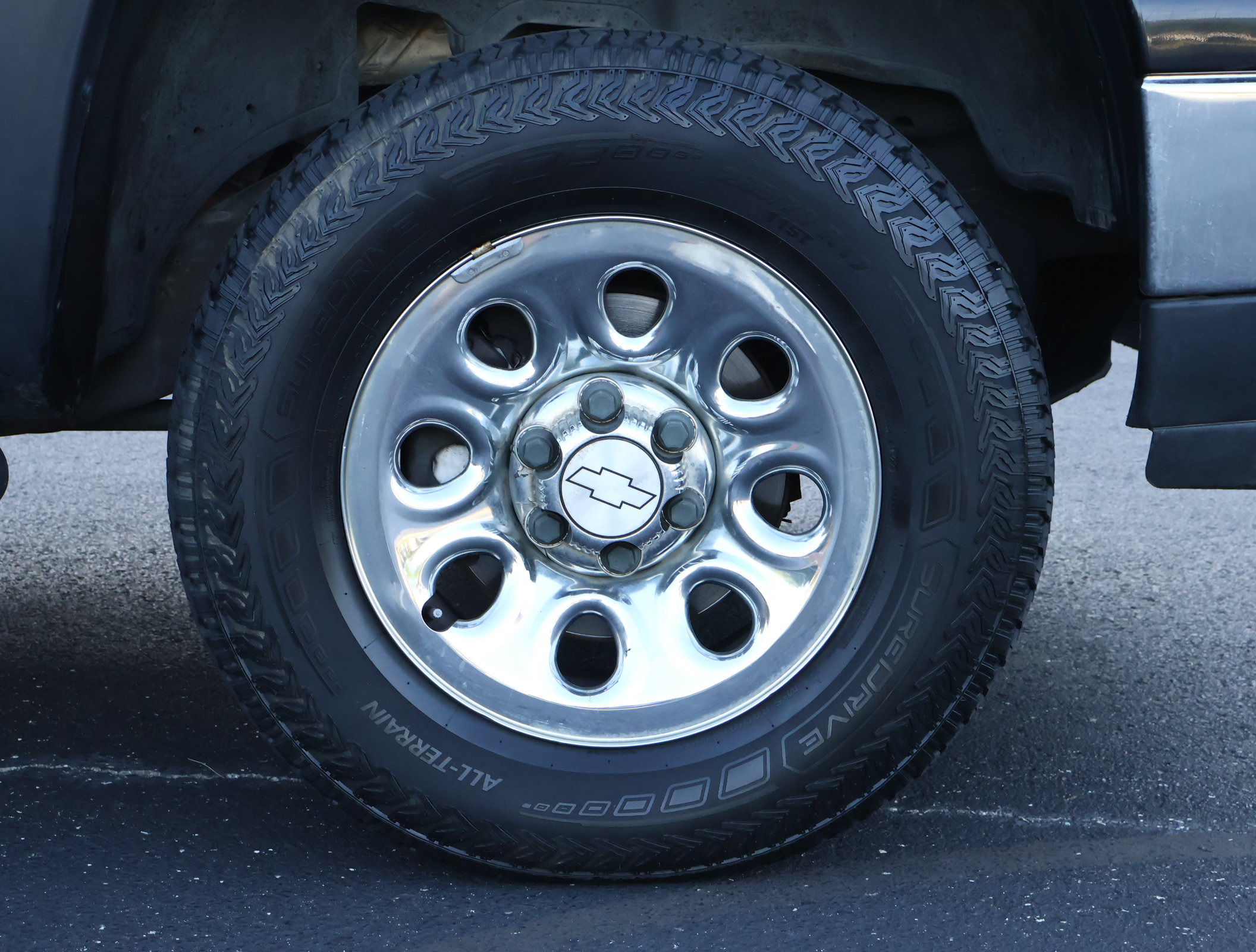 Used 2007 Chevrolet Silverado 1500 LS w/ Skid Plate Package AWD/4WD image 16