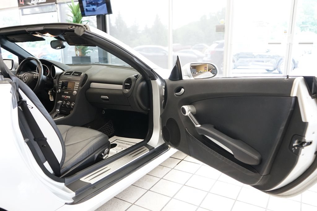 Used 2006 Mercedes-Benz SLK 280 image 33