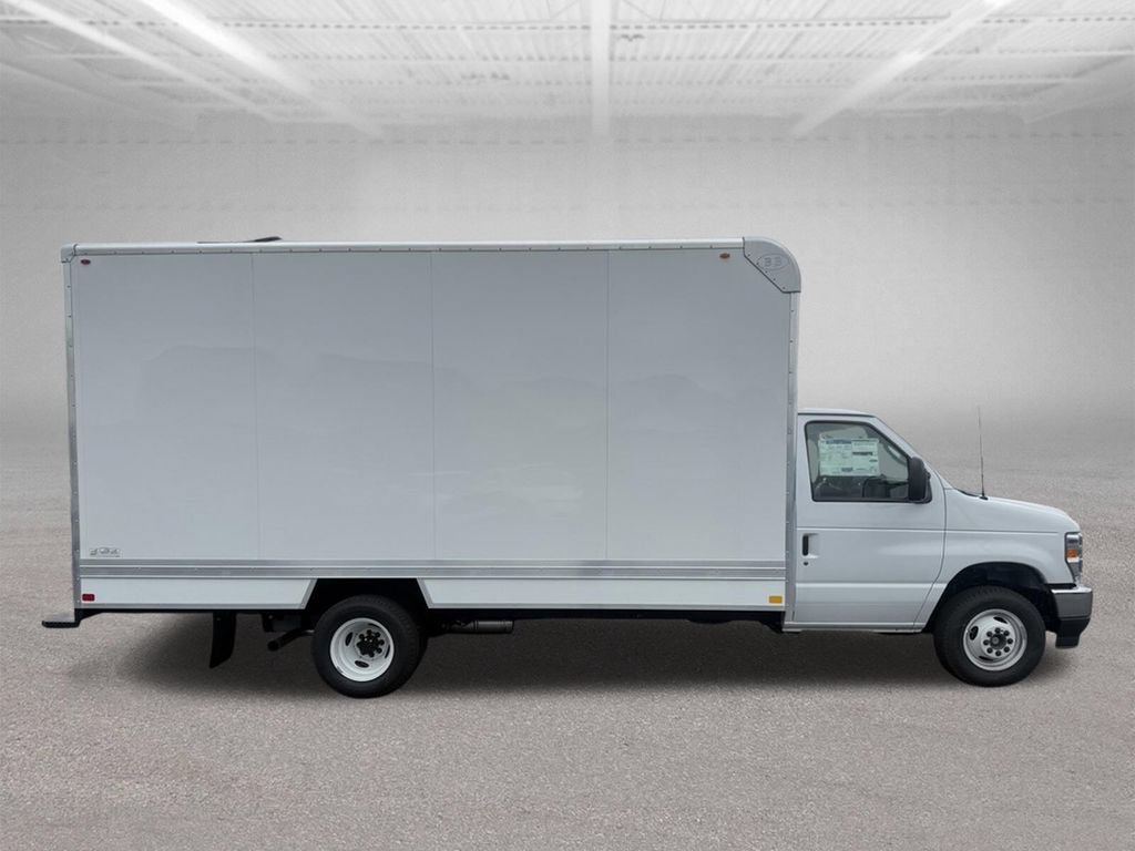 New 2027 Ford E-450 and Econoline 450 Super Duty w/ Power Equipment Group RWD image 2