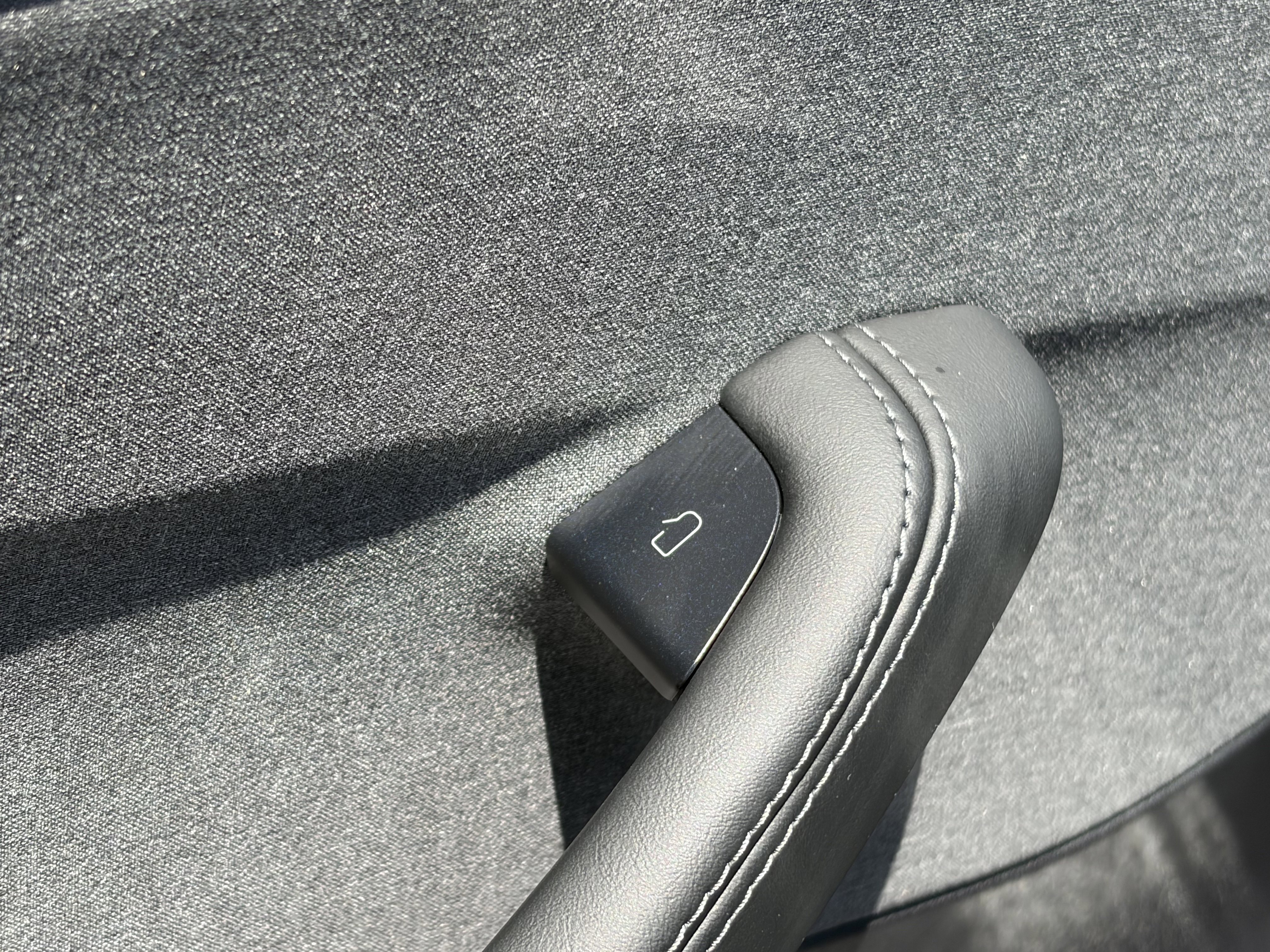 Used 2026 Tesla Model Y 2WD image 21