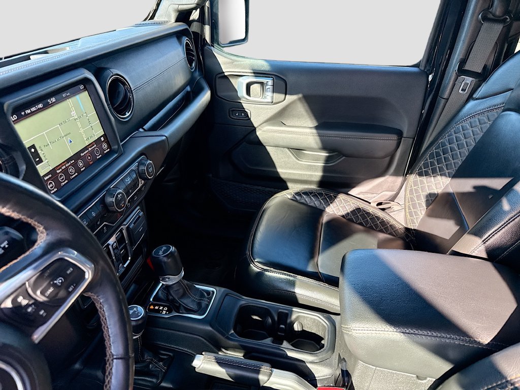Used 2022 Jeep Wrangler Unlimited Sahara AWD/4WD image 26