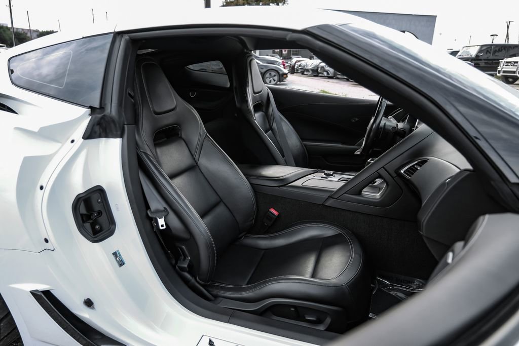 Used 2019 Chevrolet Corvette Grand Sport w/ Carbon Flash Badge Package image 33