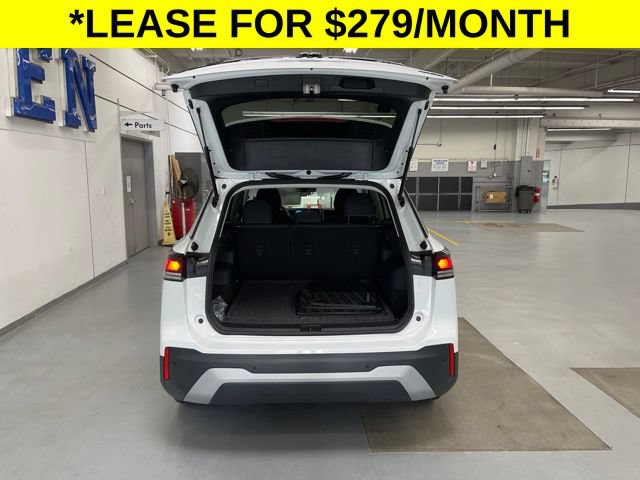 Used 2026 Volkswagen Tiguan S w/ 18" Wheel Package AWD/4WD image 9