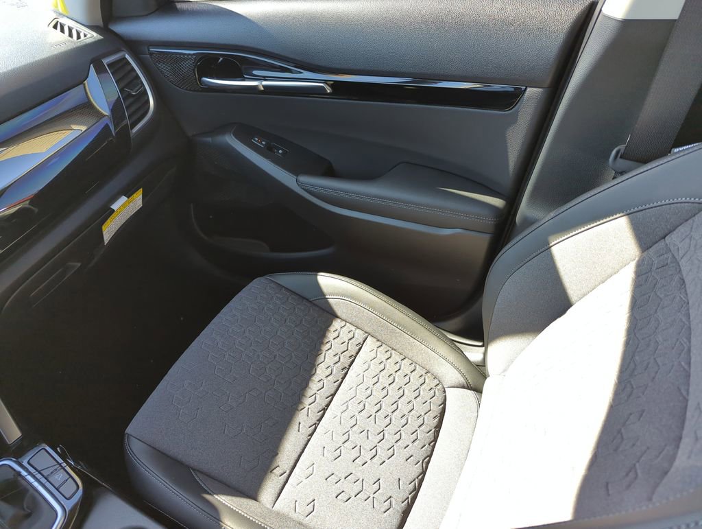 New 2026 Kia Seltos S image 15