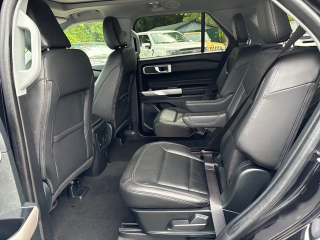 Used 2023 Ford Explorer XLT w/ Equipment Group 202A AWD/4WD image 22