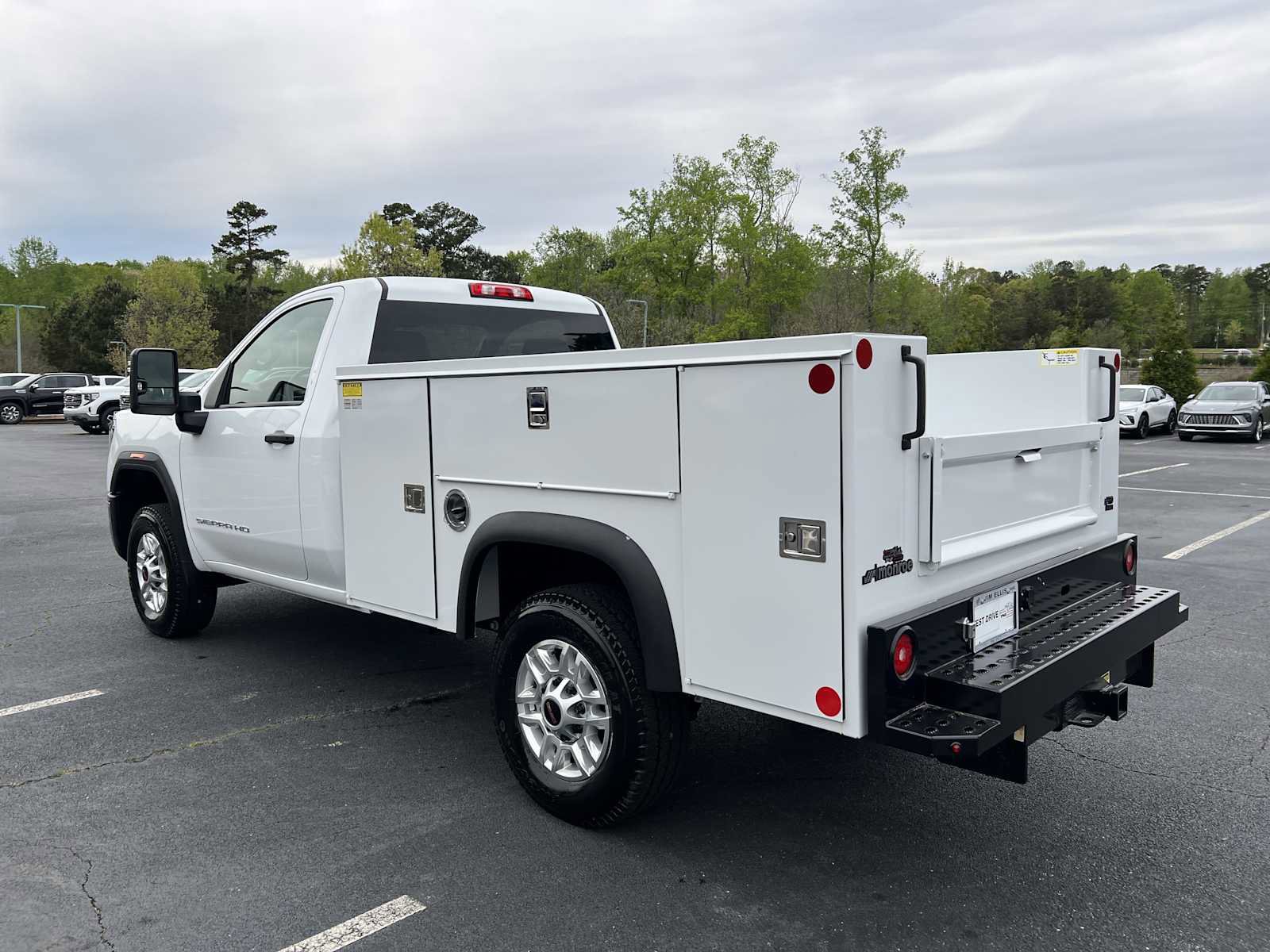New 2025 GMC Sierra 2500 Pro w/ Convenience Package RWD image 5