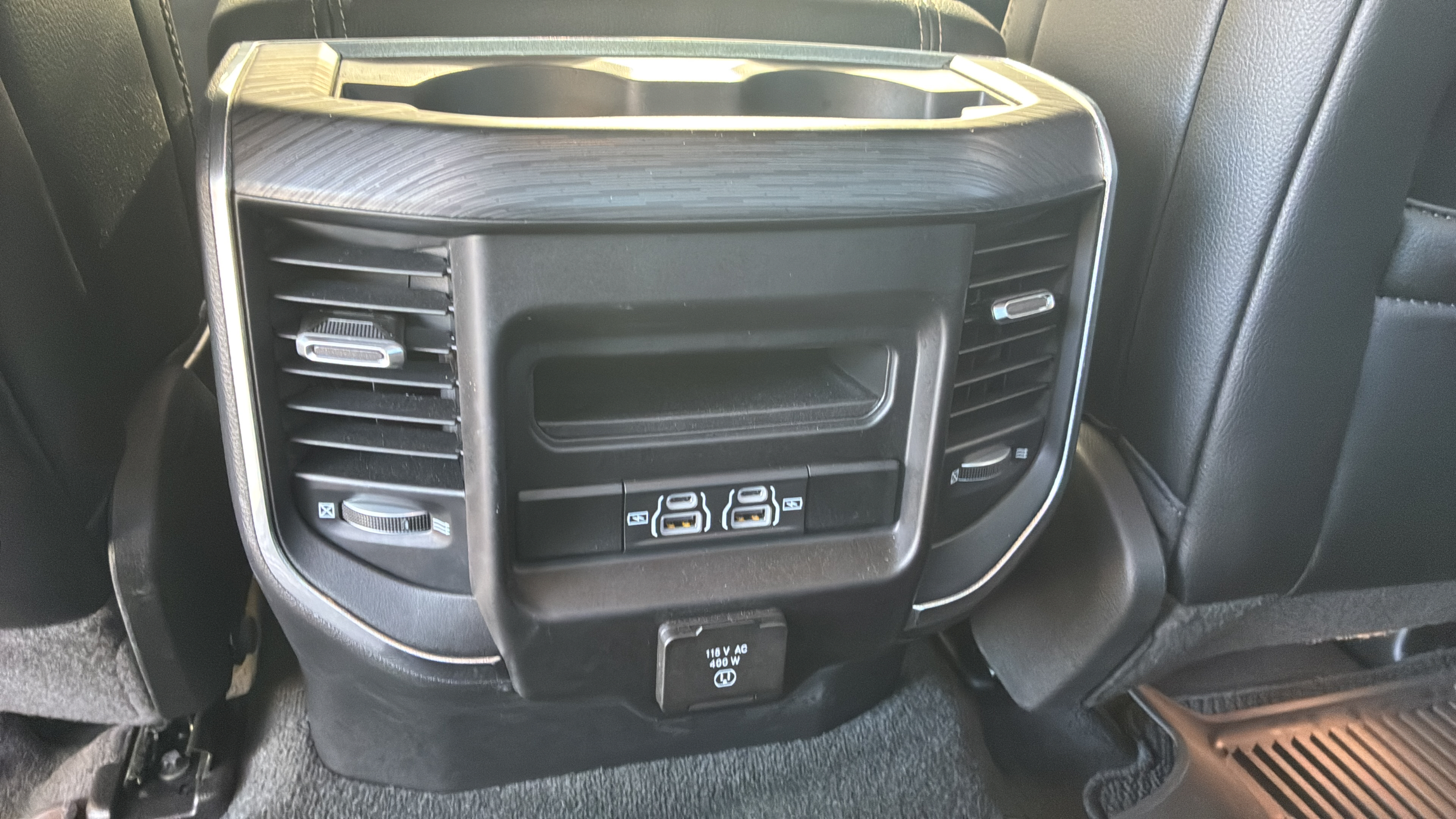 Used 2023 RAM 1500 Laramie AWD/4WD image 21