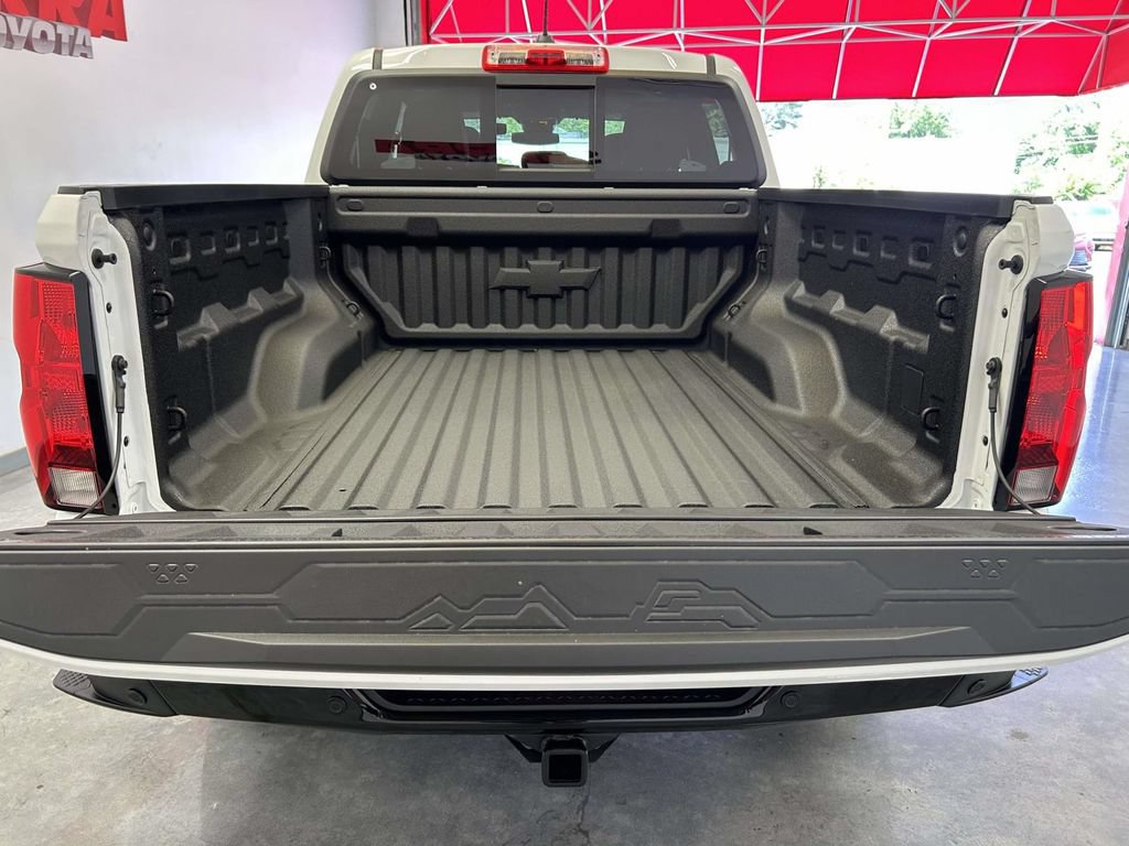 Used 2026 Chevrolet Colorado Trail Boss AWD/4WD image 14