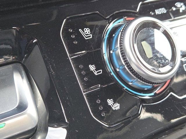 Used 2024 GMC Sierra 1500 AT4X image 15