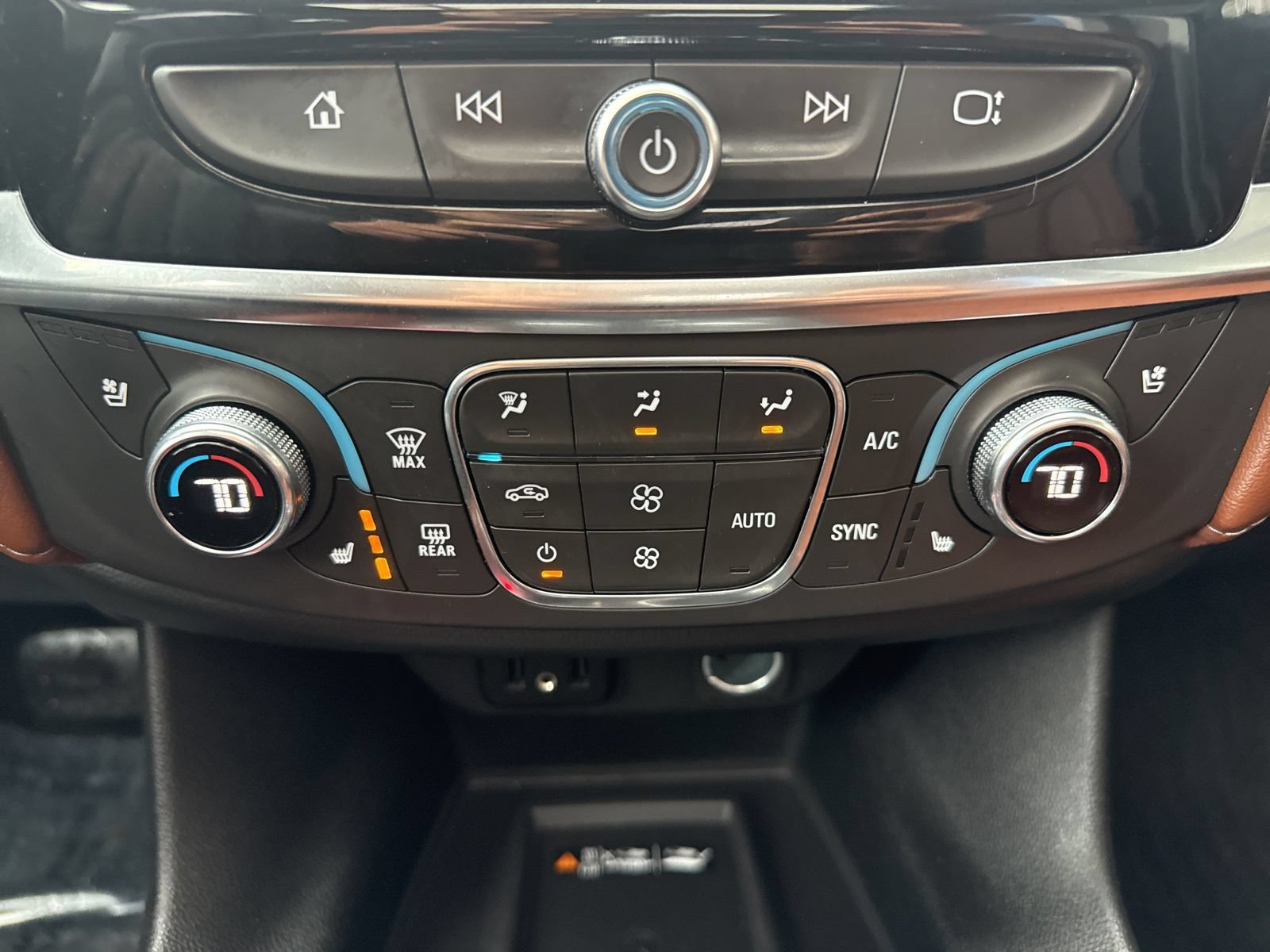 Used 2019 Chevrolet Traverse High Country AWD/4WD image 30