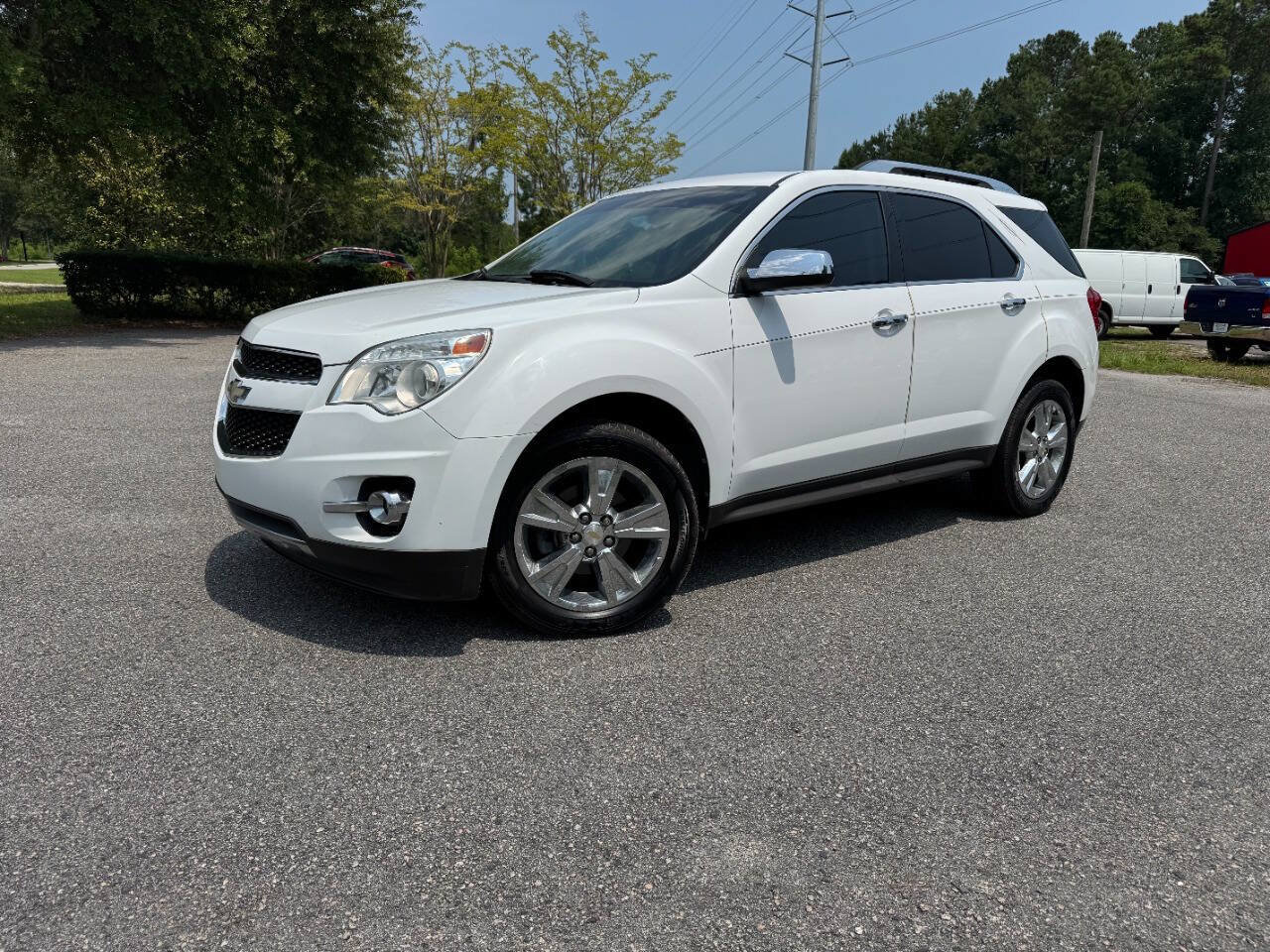 Used 2010 Chevrolet Equinox LTZ FWD image 28