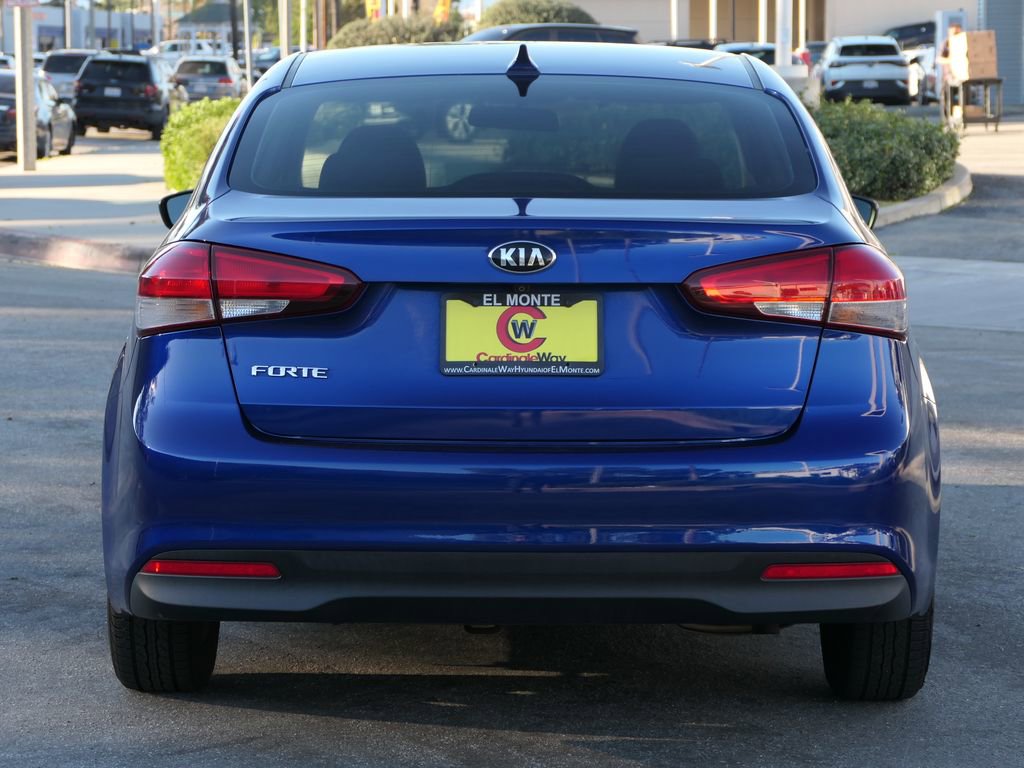 Used 2017 Kia Forte LX w/ LX Popular Package image 4