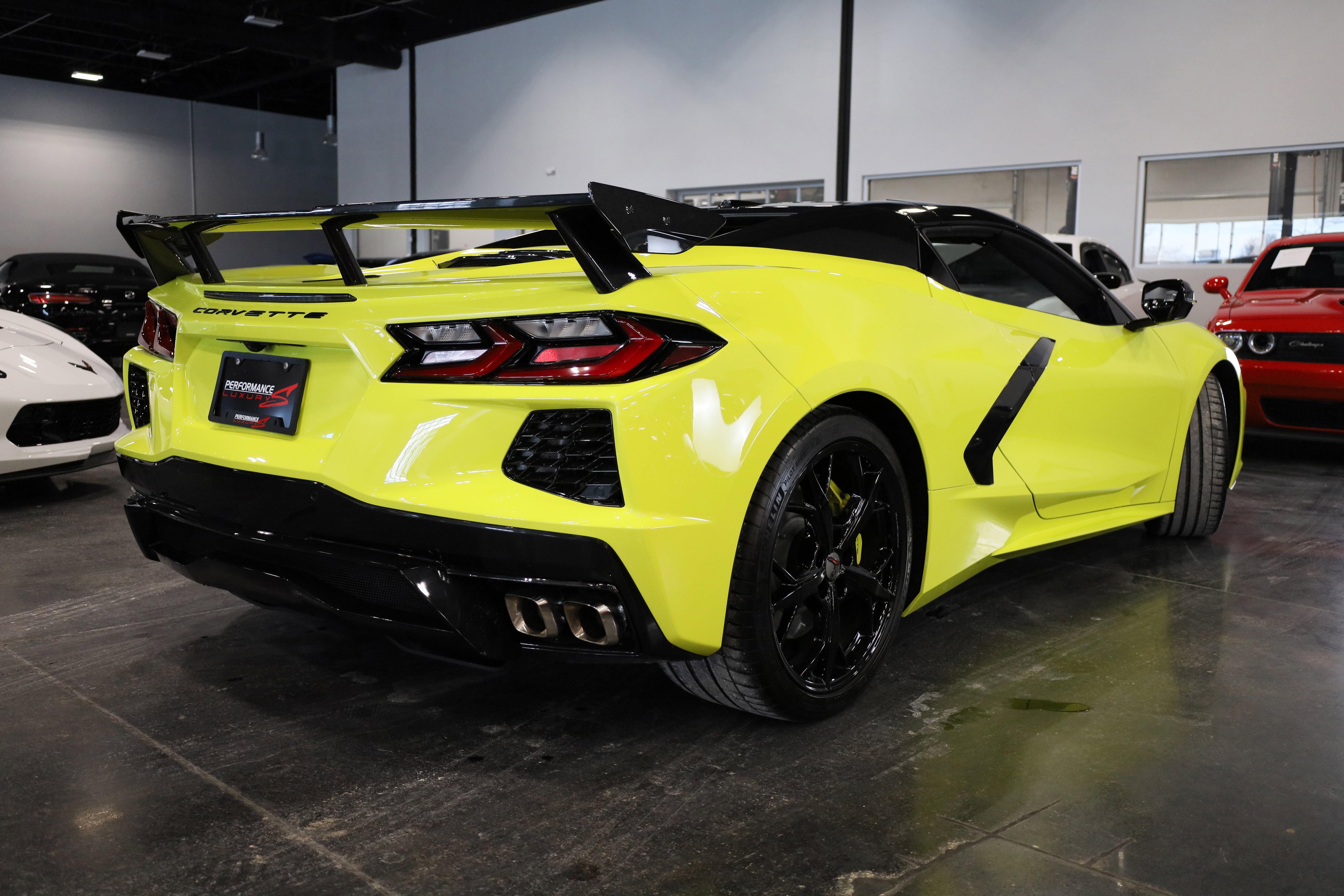 Used 2022 Chevrolet Corvette Stingray Premium Conv w/ Z51 Performance Package image 8