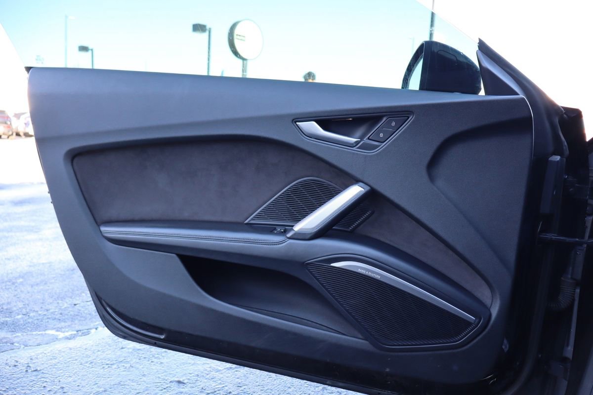 Used 2017 Audi TT 2.0T w/ Technology Package image 24