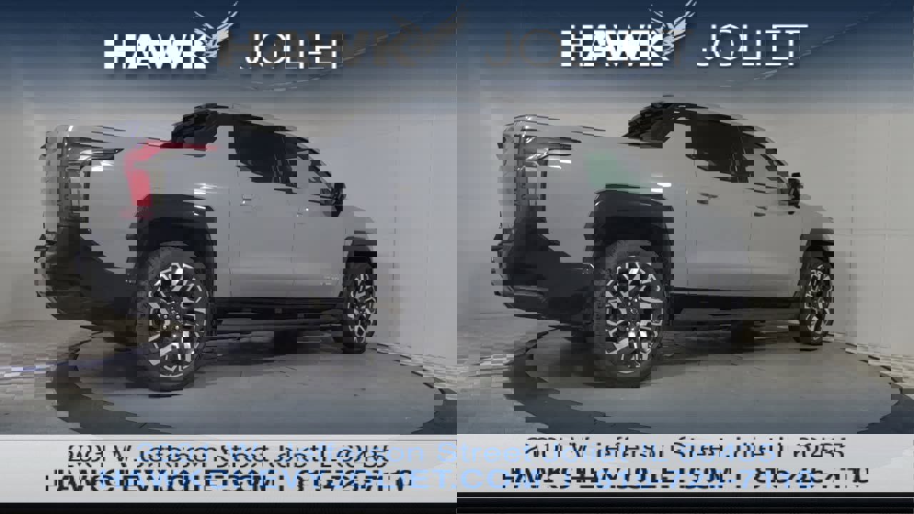 New 2025 Chevrolet Silverado EV RST image 11