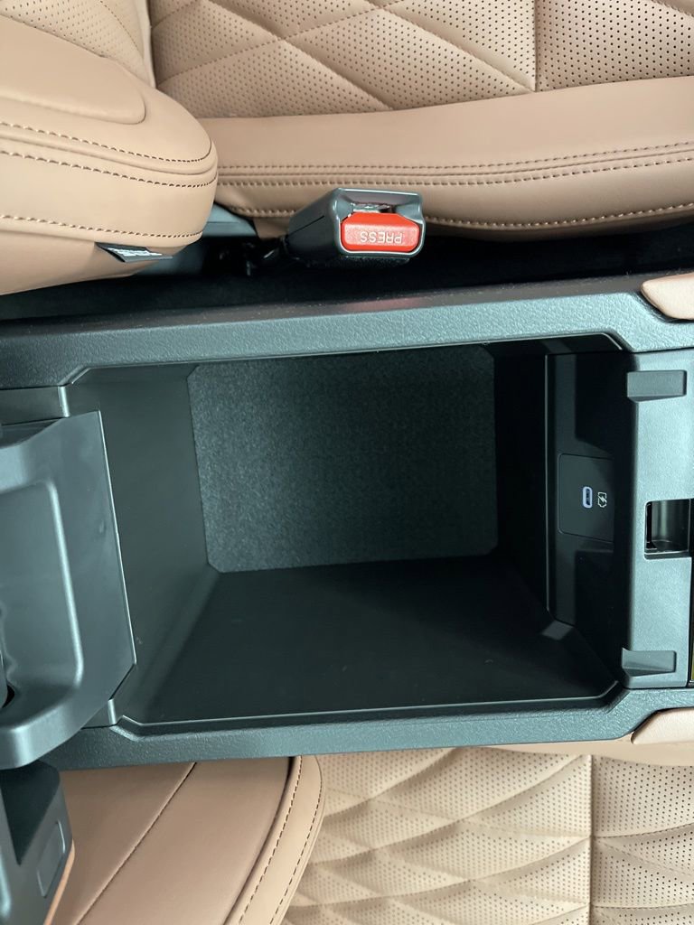 New 2026 Mitsubishi Outlander SEL image 11