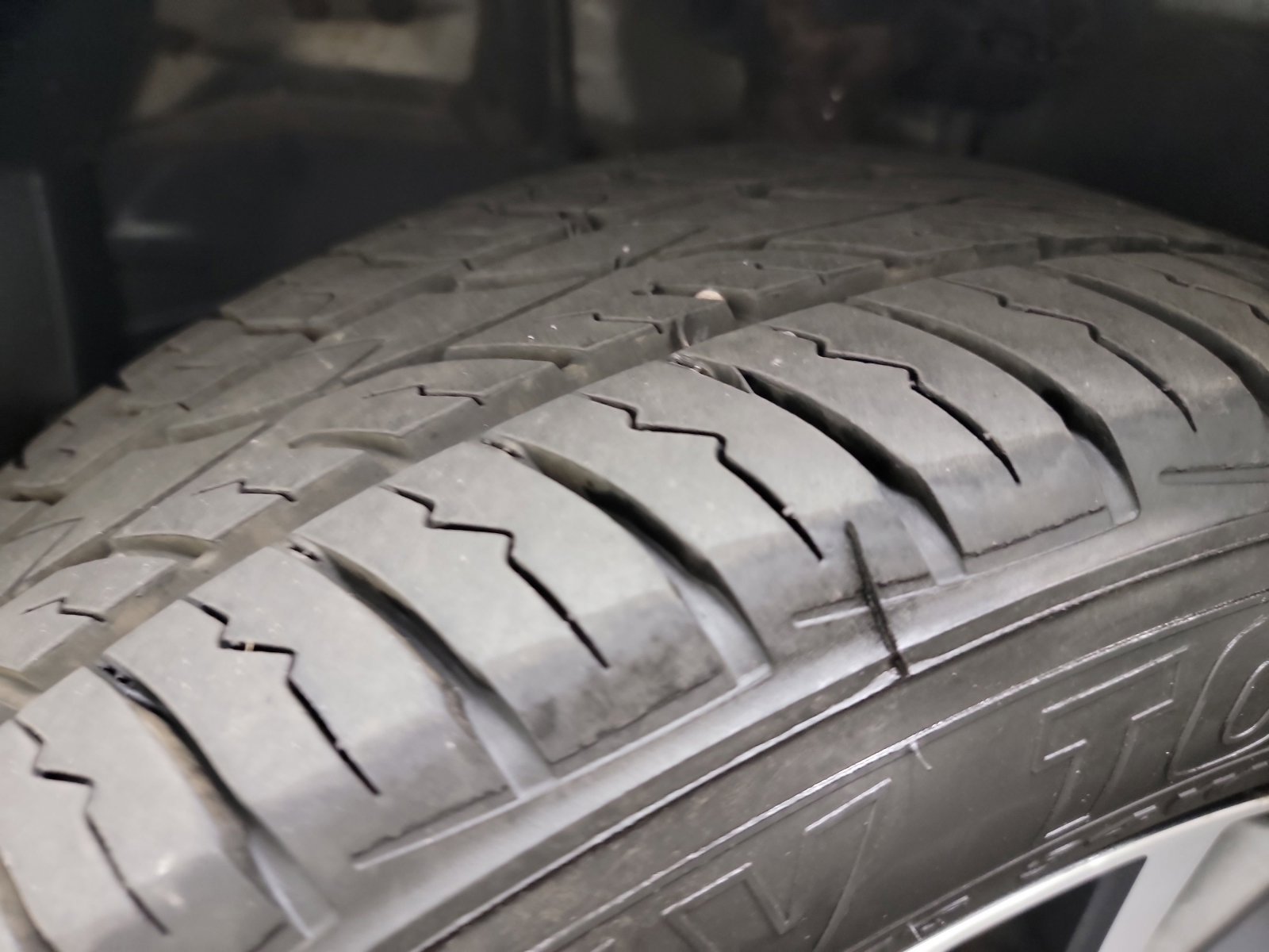 Used 2016 Toyota Corolla LE FWD image 31