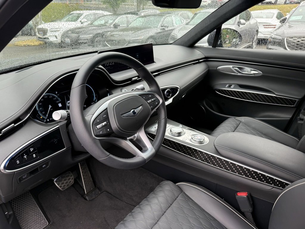 Used 2025 Genesis GV70 3.5T Sport w/ Sport Prestige Package image 10