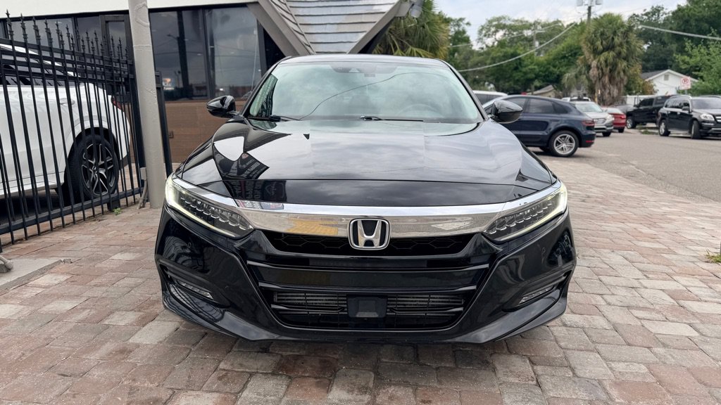 Used 2018 Honda Accord Touring image 5