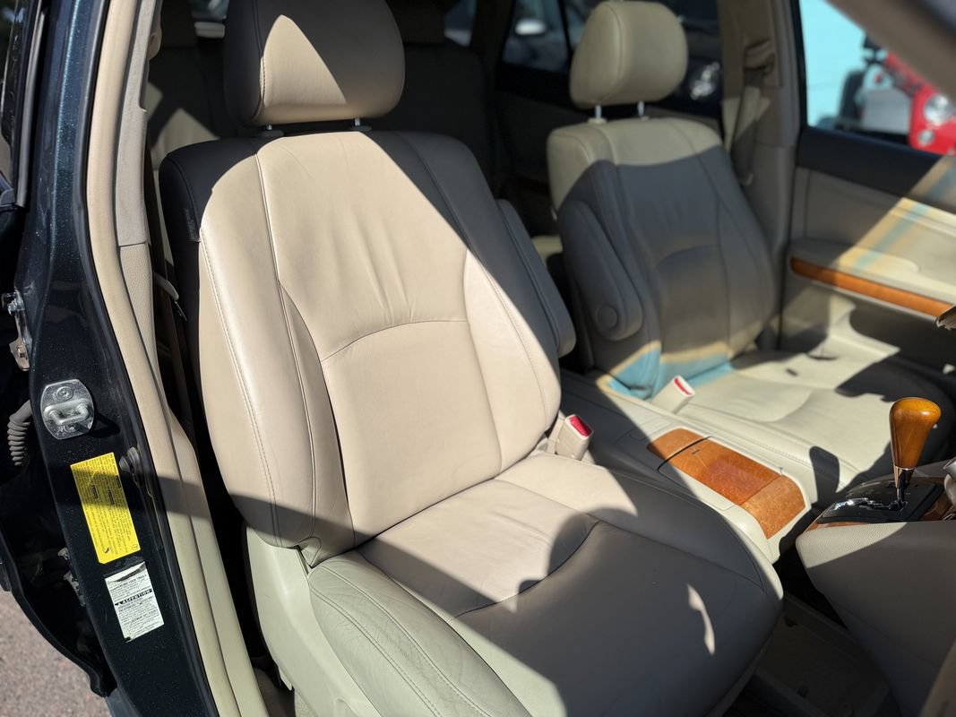 Used 2004 Lexus RX 330 AWD w/ Premium Plus Pkg image 8