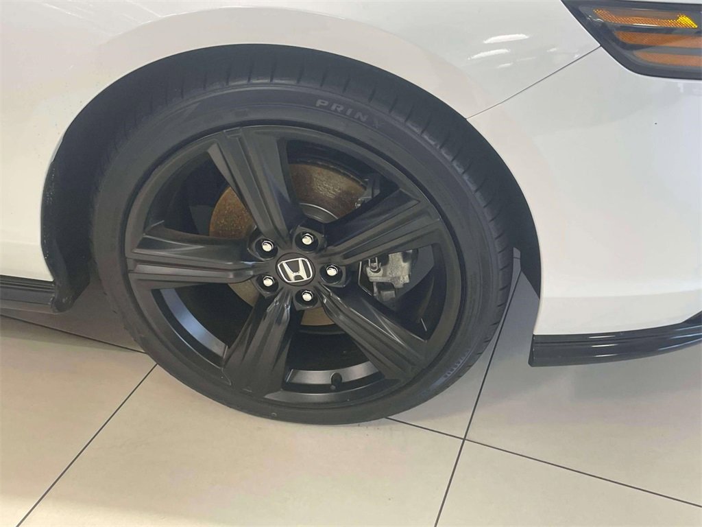 Used 2024 Honda Accord Sport image 4