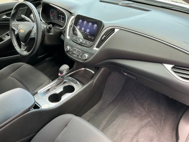 Used 2021 Chevrolet Malibu RS image 17