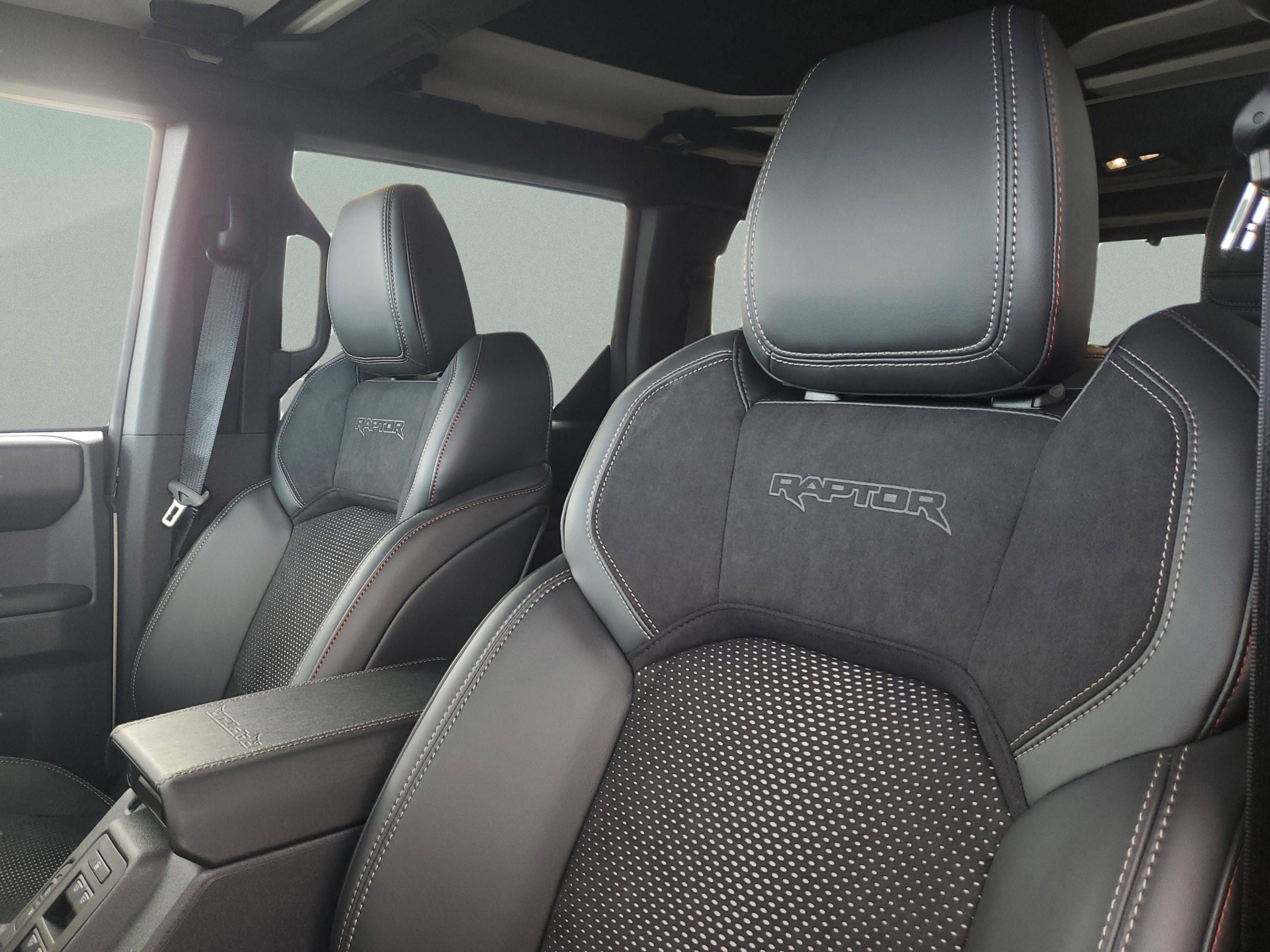 New 2025 Ford Bronco Raptor w/ Interior Carbon Fiber Pack image 16