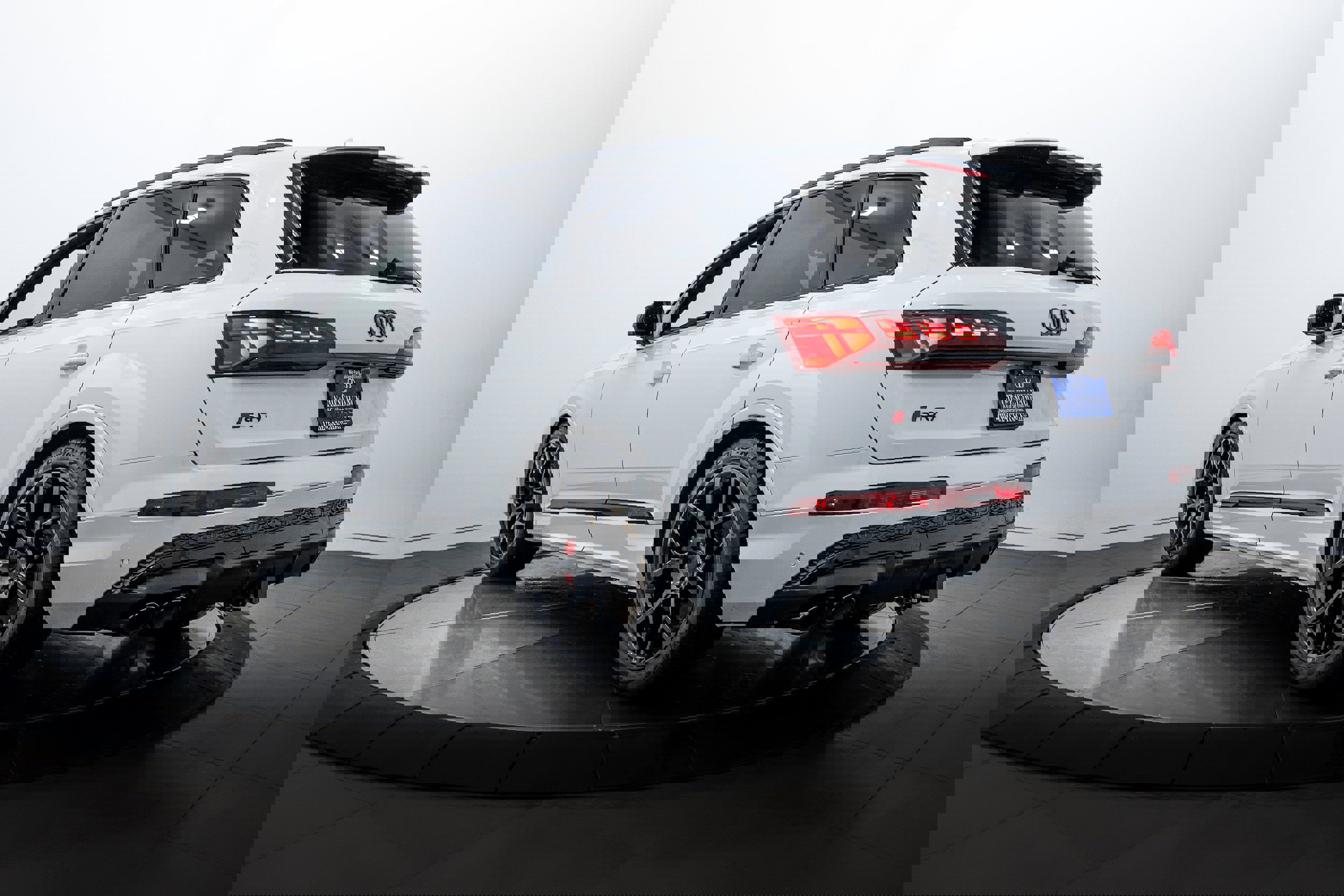 New 2026 Audi SQ7 Prestige image 5