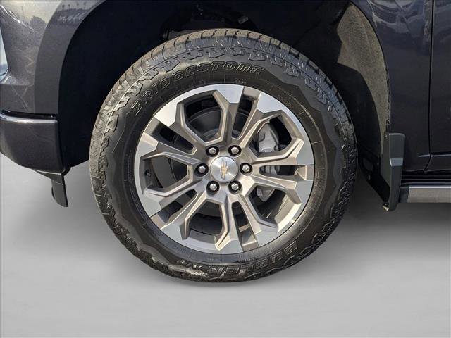 Certified 2023 Chevrolet Silverado 1500 High Country w/ Technology Package image 25
