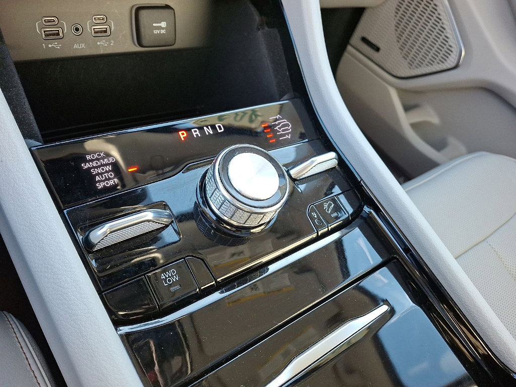 Certified 2023 Jeep Grand Cherokee Overland image 12