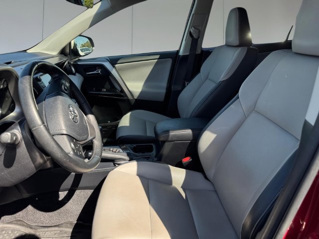 Used 2018 Toyota RAV4 Limited w/ Protection Package AWD/4WD image 9