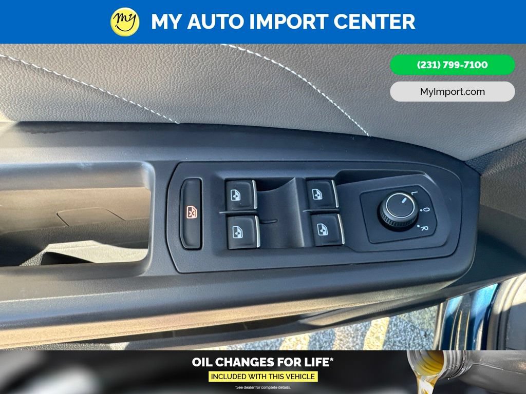 Used 2023 Volkswagen Atlas SE w/ Black Wheel Package AWD/4WD image 11