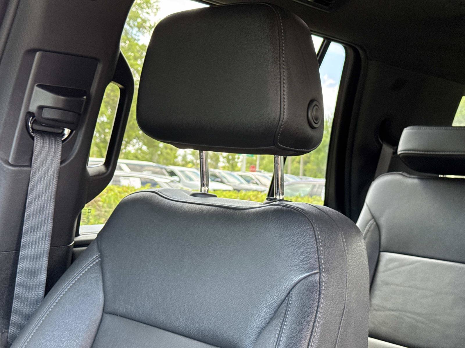 Used 2023 Chevrolet Tahoe LT w/ LT Signature Plus Package AWD/4WD image 24