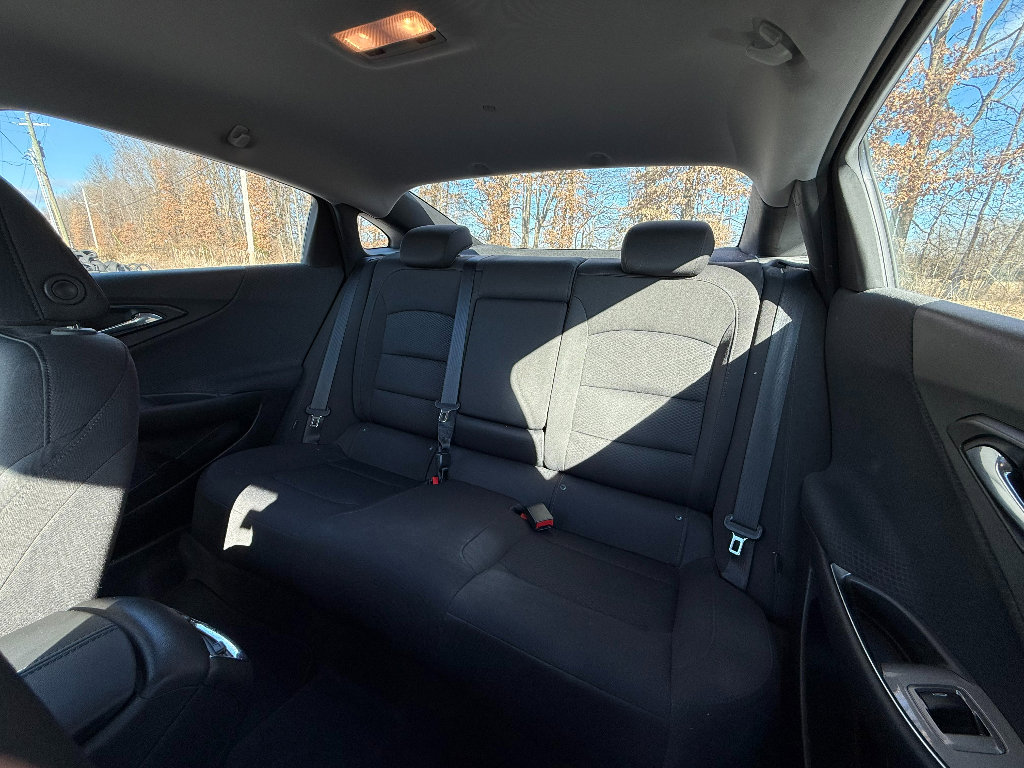 Used 2019 Chevrolet Malibu LT image 22