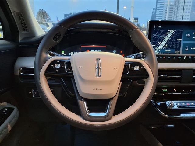 Certified 2024 Lincoln Corsair Reserve image 11