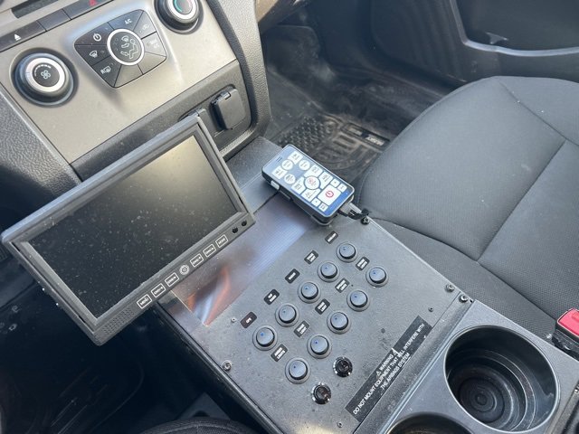 Used 2015 Ford Taurus Police Interceptor AWD image 5