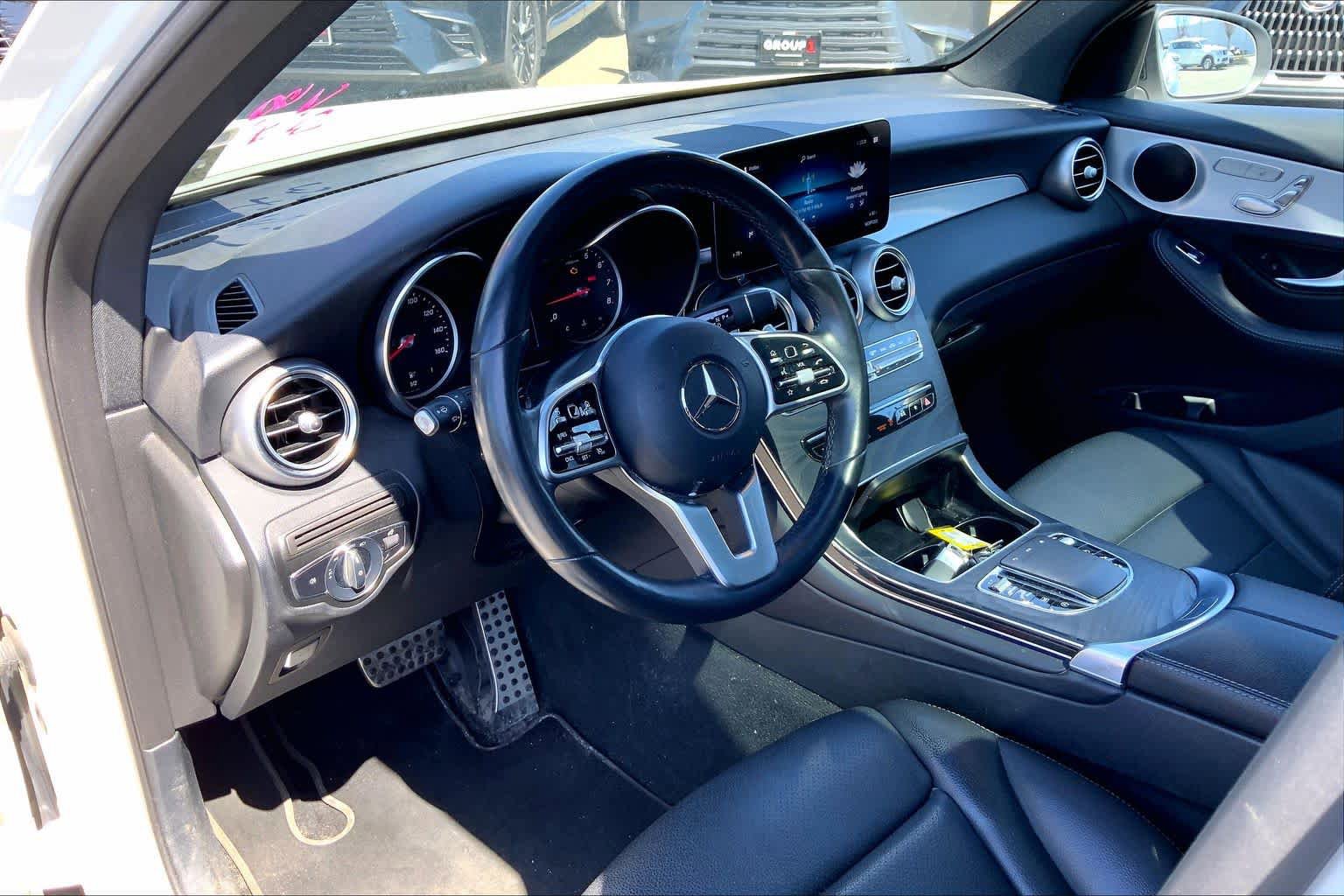 Used 2022 Mercedes-Benz GLC 300 4MATIC image 18