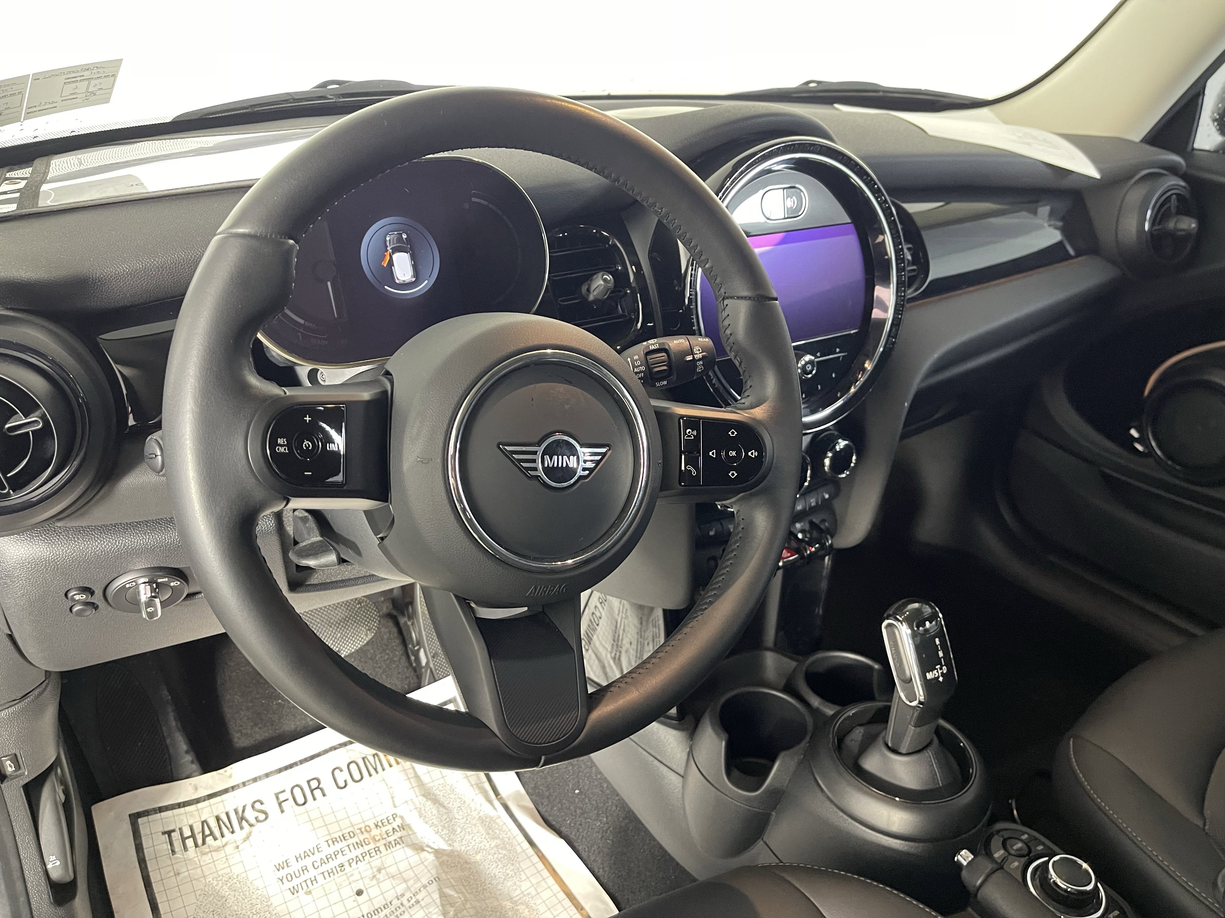 Used 2024 MINI Cooper 2-Door Hardtop image 12