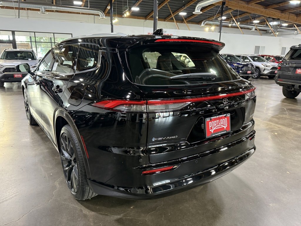 New 2025 Toyota Crown Signia image 6