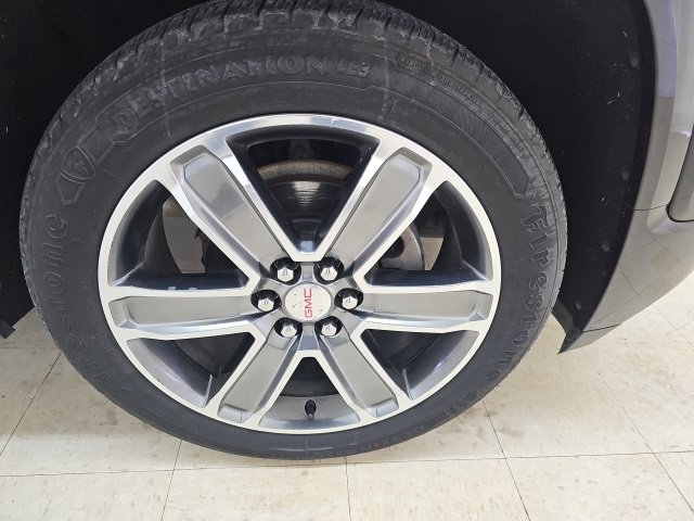 Used 2018 GMC Acadia Denali image 10