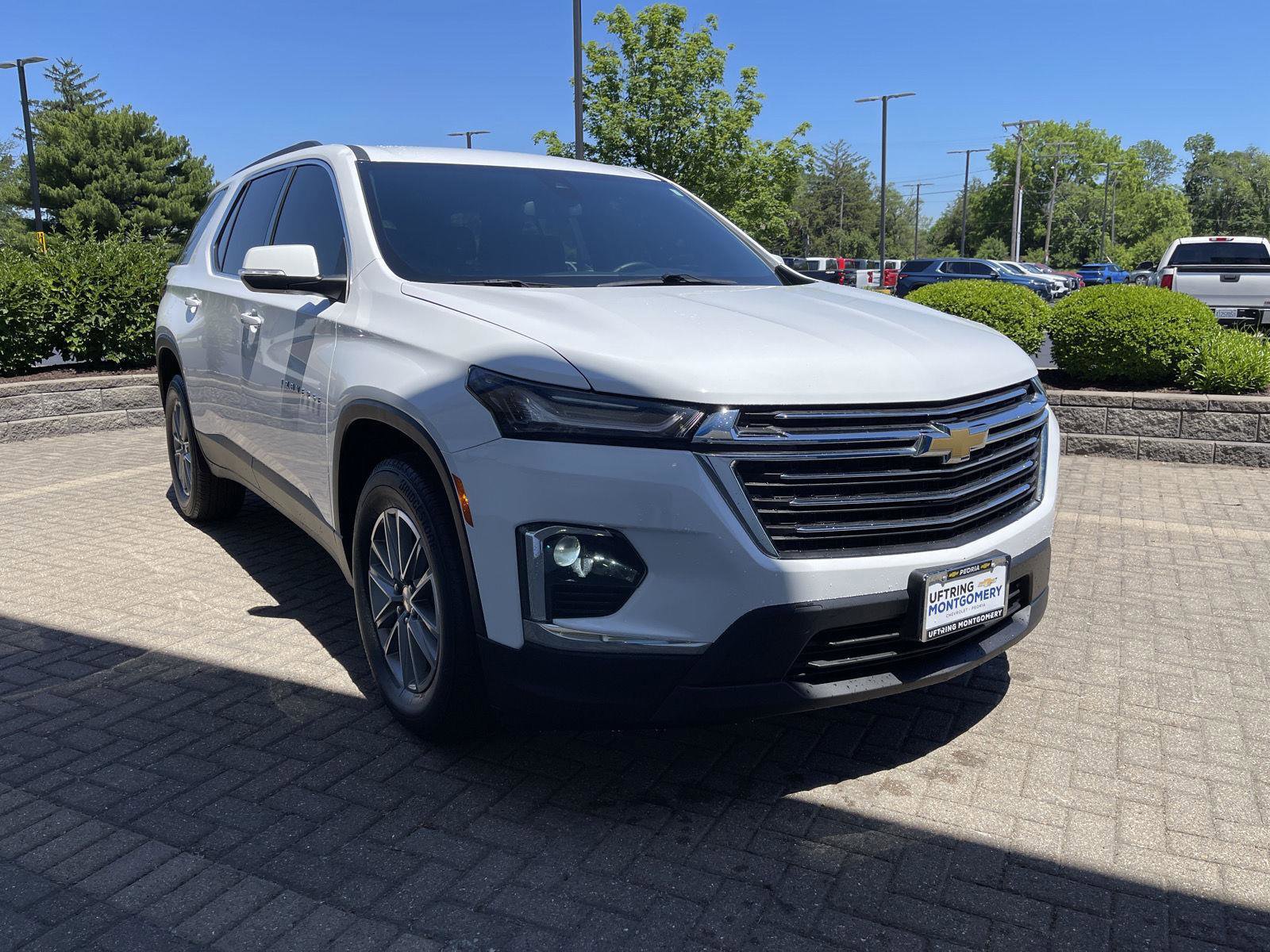 Used 2023 Chevrolet Traverse LT w/ LPO, Floor Liner Package FWD image 7
