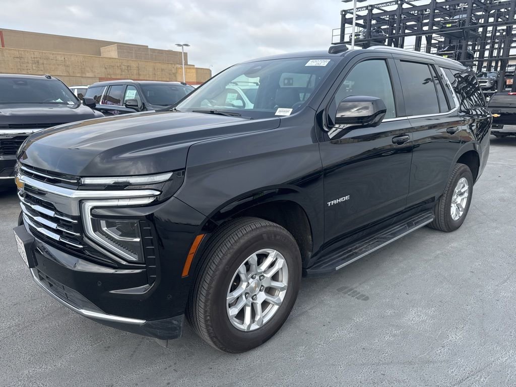 Used 2025 Chevrolet Tahoe LT image 1
