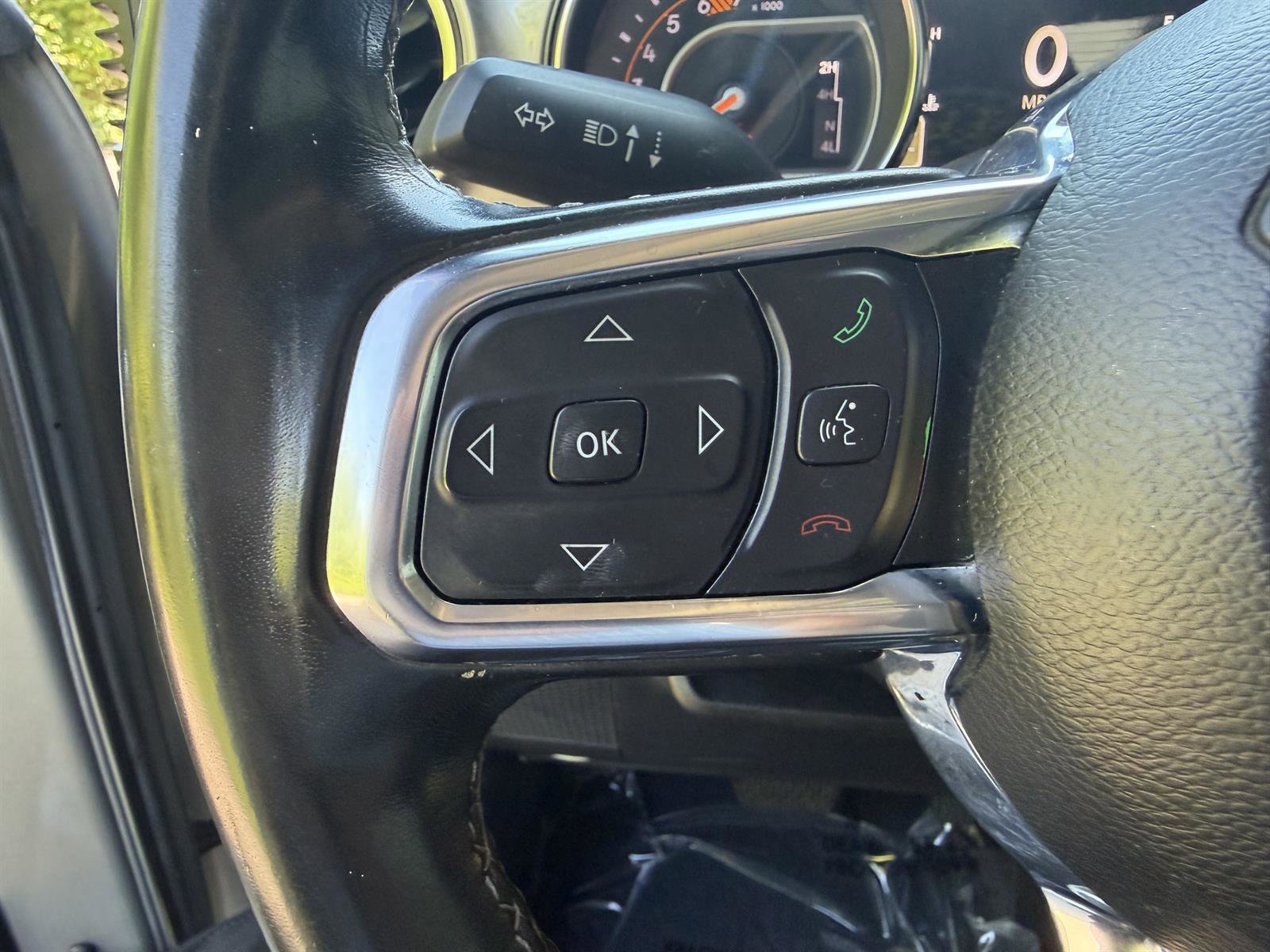 Used 2020 Jeep Wrangler Unlimited Sahara AWD/4WD image 34
