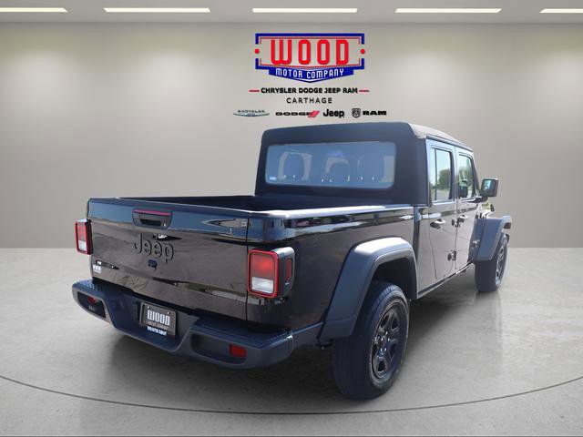 Used 2024 Jeep Gladiator Sport AWD/4WD image 3
